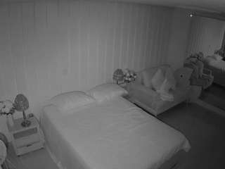 voyeurcam-casa-salsa-bedroom-5