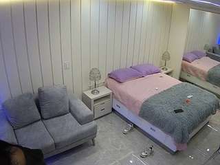 voyeurcam-casa-salsa-bedroom-5