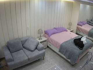 voyeurcam-casa-salsa-bedroom-5
