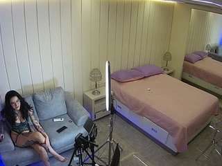 voyeurcam-casa-salsa-bedroom-5