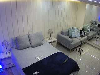 voyeurcam-casa-salsa-bedroom-5