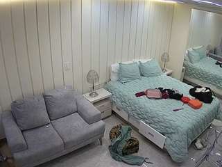 voyeurcam-casa-salsa-bedroom-5