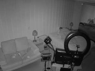 voyeurcam-casa-salsa-bedroom-5