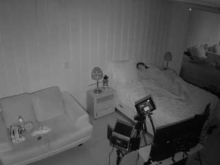 voyeurcam-casa-salsa-bedroom-5