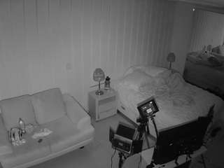 voyeurcam-casa-salsa-bedroom-5