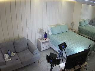 voyeurcam-casa-salsa-bedroom-5