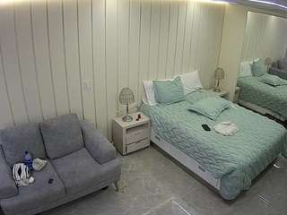 voyeurcam-casa-salsa-bedroom-5