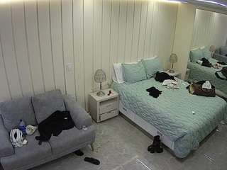 voyeurcam-casa-salsa-bedroom-5