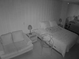 voyeurcam-casa-salsa-bedroom-5