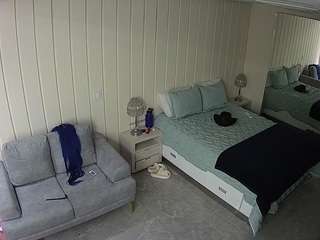 voyeurcam-casa-salsa-bedroom-5