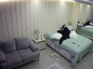 voyeurcam-casa-salsa-bedroom-5