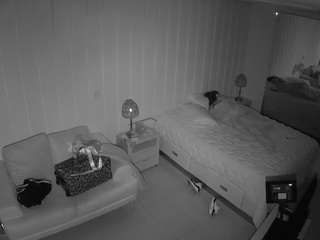 voyeurcam-casa-salsa-bedroom-5 camsoda