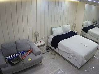 voyeurcam-casa-salsa-bedroom-5