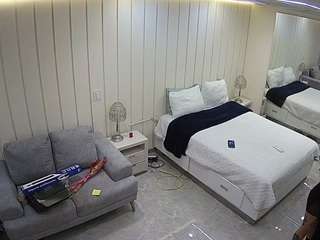 voyeurcam-casa-salsa-bedroom-5