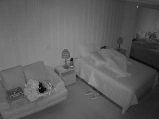 voyeurcam-casa-salsa-bedroom-5