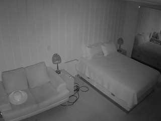 voyeurcam-casa-salsa-bedroom-5