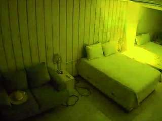 voyeurcam-casa-salsa-bedroom-5