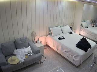 voyeurcam-casa-salsa-bedroom-5 live cam profile