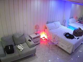 voyeurcam-casa-salsa-bedroom-5