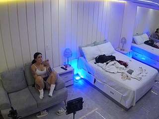 voyeurcam-casa-salsa-bedroom-5