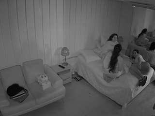 voyeurcam-casa-salsa-bedroom-5