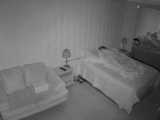 voyeurcam-casa-salsa-bedroom-5