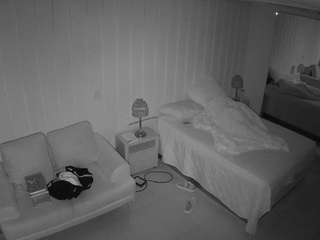voyeurcam-casa-salsa-bedroom-5