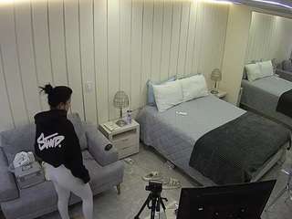 voyeurcam-casa-salsa-bedroom-5