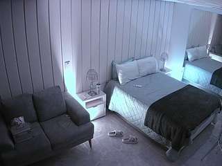 voyeurcam-casa-salsa-bedroom-5