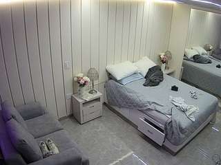 voyeurcam-casa-salsa-bedroom-5