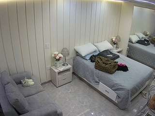 voyeurcam-casa-salsa-bedroom-5