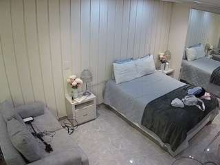 voyeurcam-casa-salsa-bedroom-5