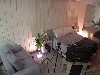 voyeurcam-casa-salsa-bedroom-5