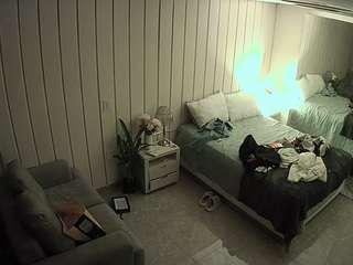 voyeurcam-casa-salsa-bedroom-5