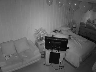 voyeurcam-casa-salsa-bedroom-5