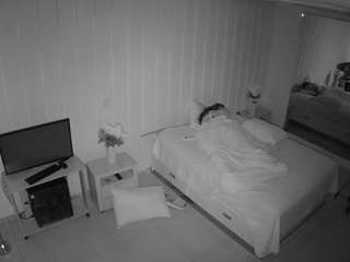voyeurcam-casa-salsa-bedroom-5