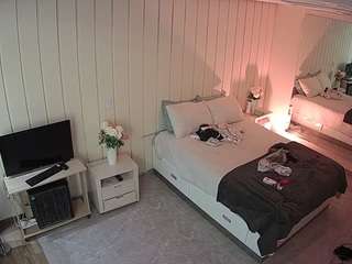 voyeurcam-casa-salsa-bedroom-5