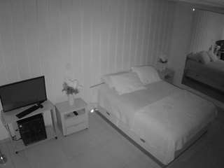 voyeurcam-casa-salsa-bedroom-5