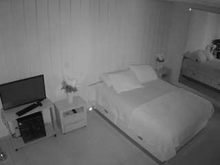 voyeurcam-casa-salsa-bedroom-5