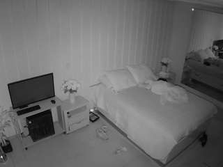 voyeurcam-casa-salsa-bedroom-5