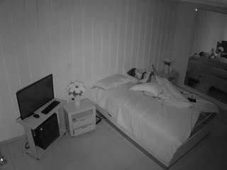 voyeurcam-casa-salsa-bedroom-5