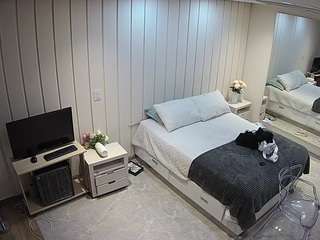 voyeurcam-casa-salsa-bedroom-5