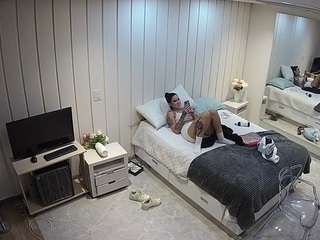 voyeurcam-casa-salsa-bedroom-5