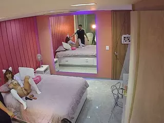 Casa Salsa Bedroom 5's Live Sex Cam Show