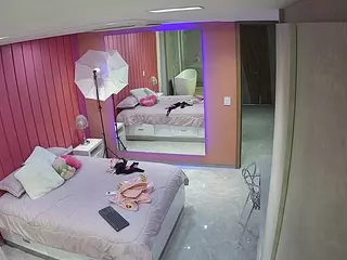 Casa Salsa Bedroom 5's Live Sex Cam Show