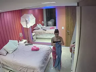 Casa Salsa Bedroom 5's Live Sex Cam Show