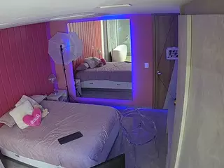 Casa Salsa Bedroom 5's Live Sex Cam Show