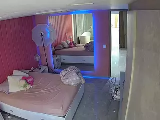 Casa Salsa Bedroom 5's Live Sex Cam Show