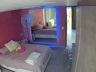 Casa Salsa Bedroom 5's Live Sex Cam Show