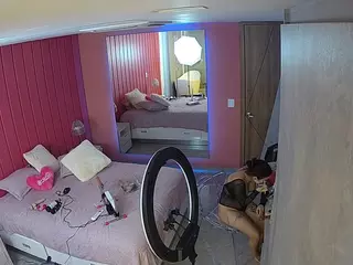 Casa Salsa Bedroom 5's Live Sex Cam Show